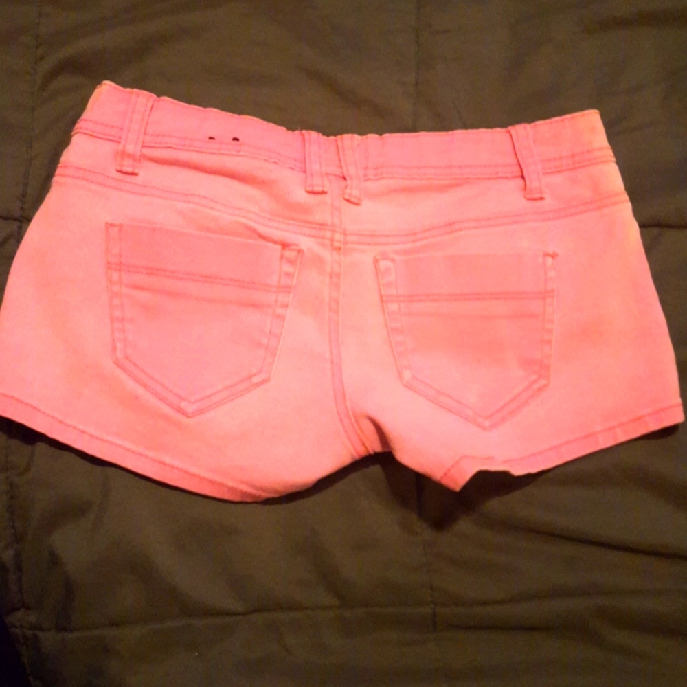 Pink Jean Shorts - Picture 3 of 3
